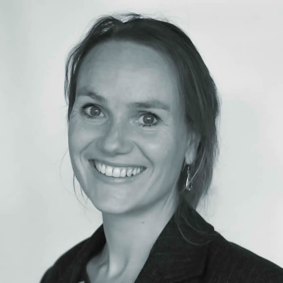 Adrienne Monteath-van Dok